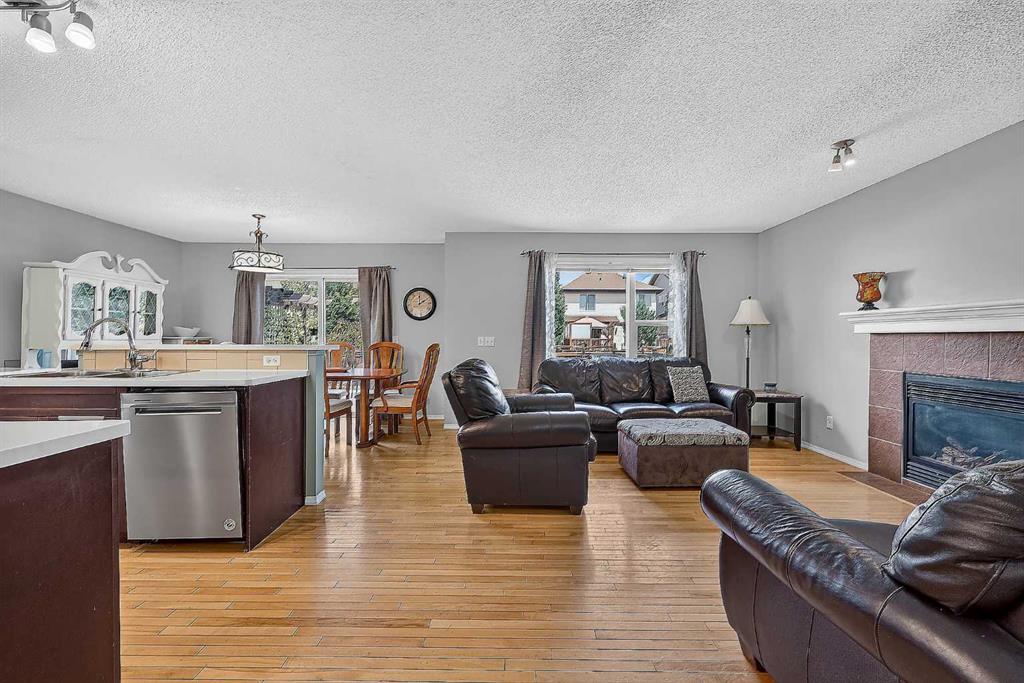 Picture for 960 Copperfield Boulevard SE