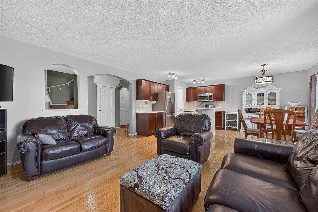Picture for 960 Copperfield Boulevard SE