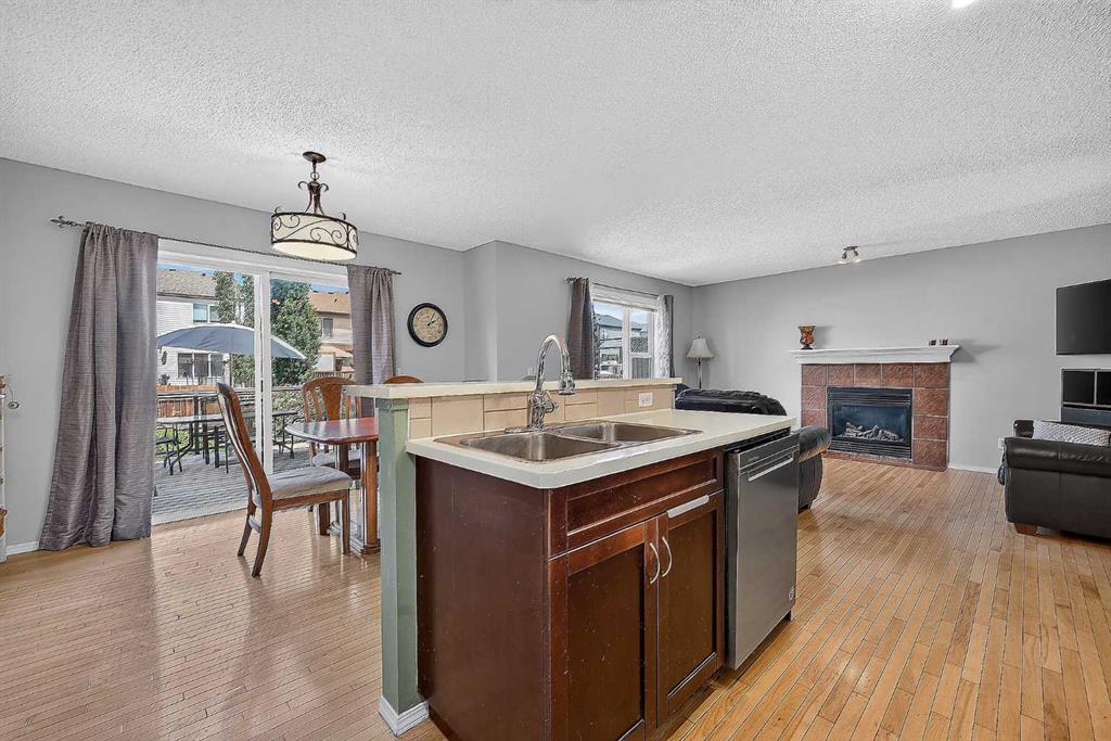 Picture for 960 Copperfield Boulevard SE