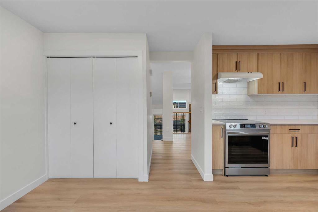 Picture for 64, 23 Glamis Drive SW https://www.cirrealty.ca/reb/creb/26/A2266426_19.jpg