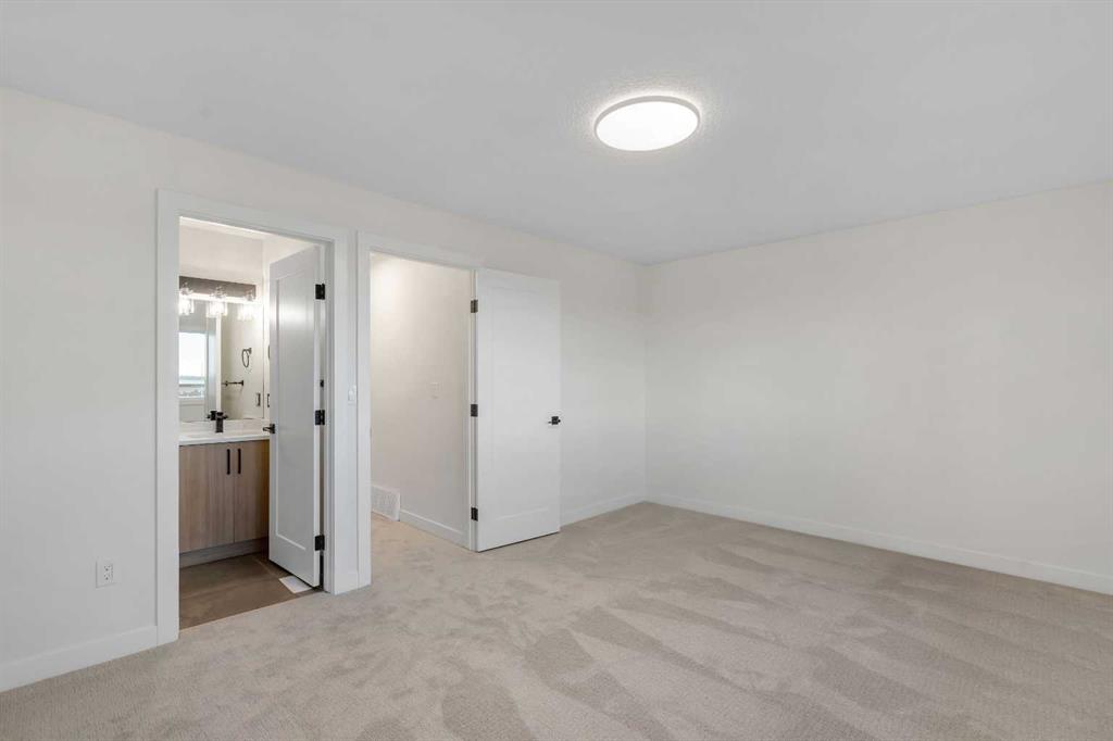 Picture for 64, 23 Glamis Drive SW https://www.cirrealty.ca/reb/creb/26/A2266426_25.jpg