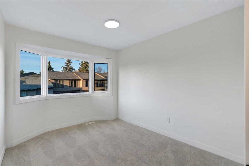 Picture for 64, 23 Glamis Drive SW https://www.cirrealty.ca/reb/creb/26/A2266426_29.jpg