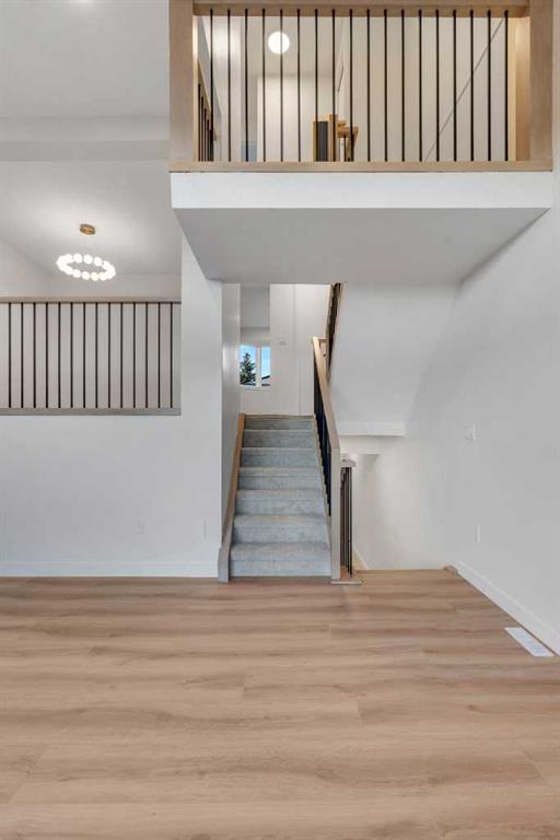 Picture for 64, 23 Glamis Drive SW https://www.cirrealty.ca/reb/creb/26/A2266426_8.jpg