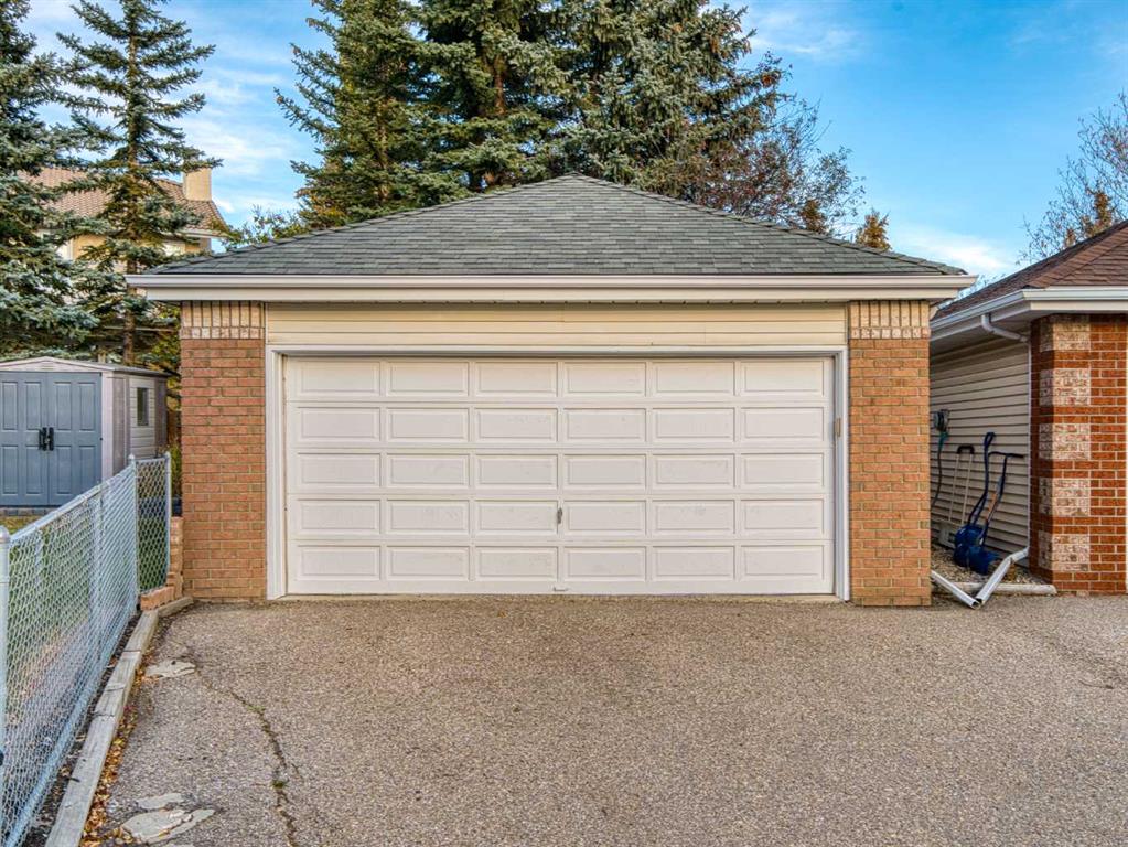 Picture for 9995 Scurfield Drive NW https://www.cirrealty.ca/reb/creb/26/A2266526_33.jpg