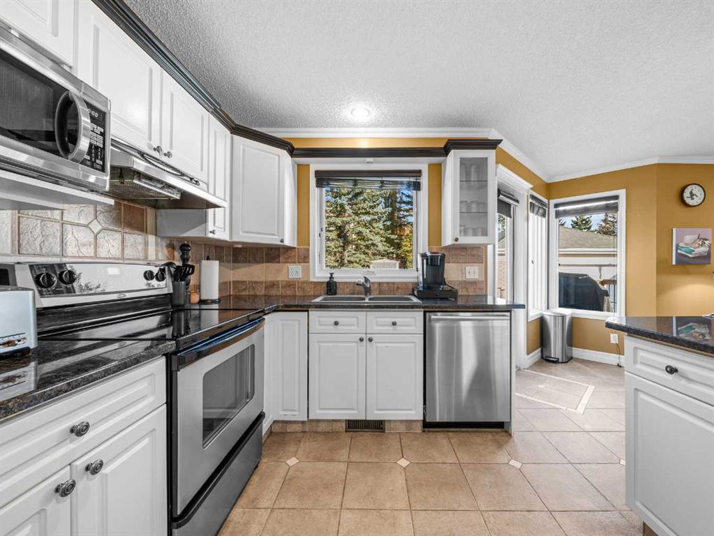 Picture for 9995 Scurfield Drive NW https://www.cirrealty.ca/reb/creb/26/A2266526_9.jpg