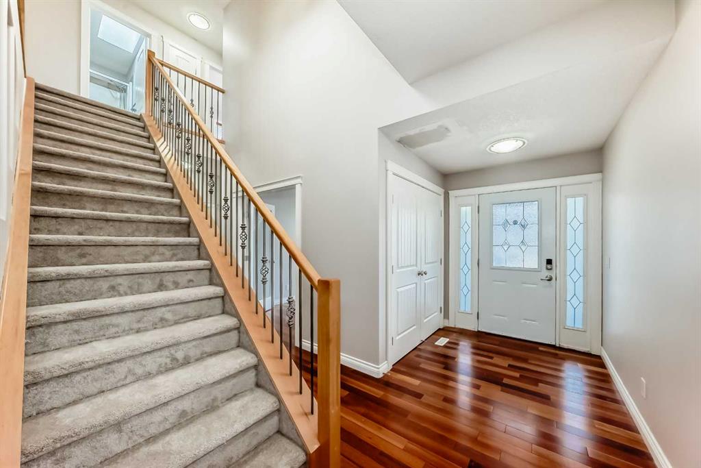 Picture for 87 Sherwood Circle NW