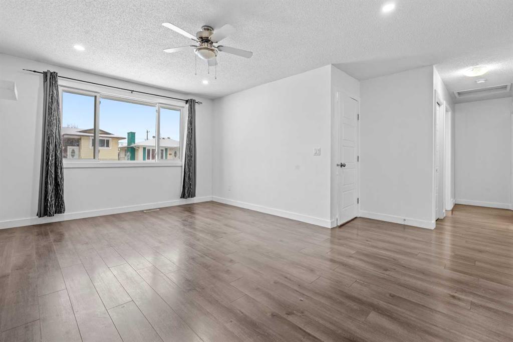 Picture for 263 Doverview Crescent SE