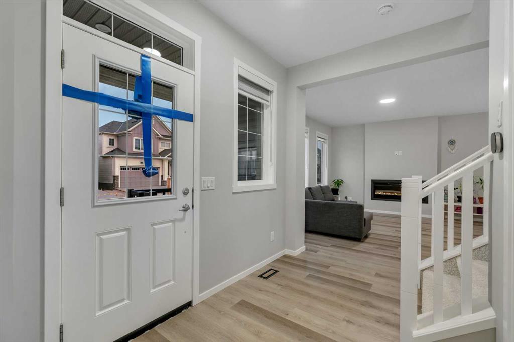 Picture for 124 Cityside Crescent NE