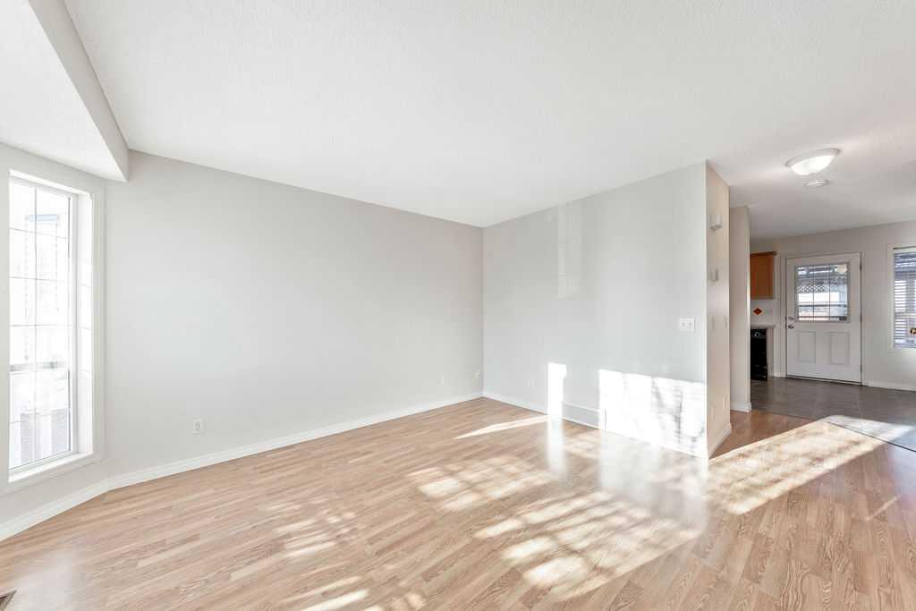 Picture for 154 Bridleridge Circle SW