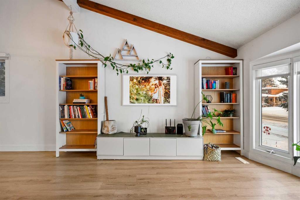 Picture for 14847 Deer Run Drive SE