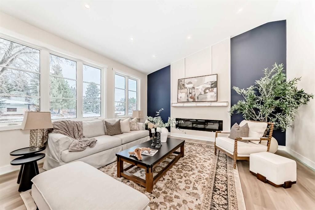 Picture for 1 Spruce Bank Crescent SW