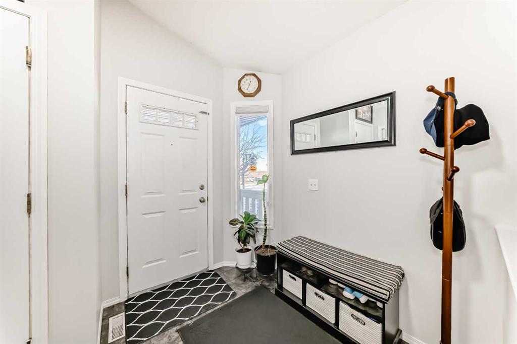 Picture for 241 Los Alamos Place NE