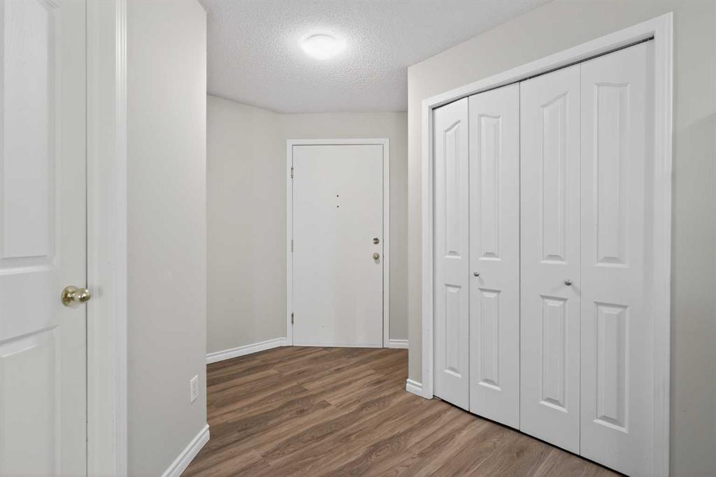 Picture for 1408, 1000 Somervale Court SW