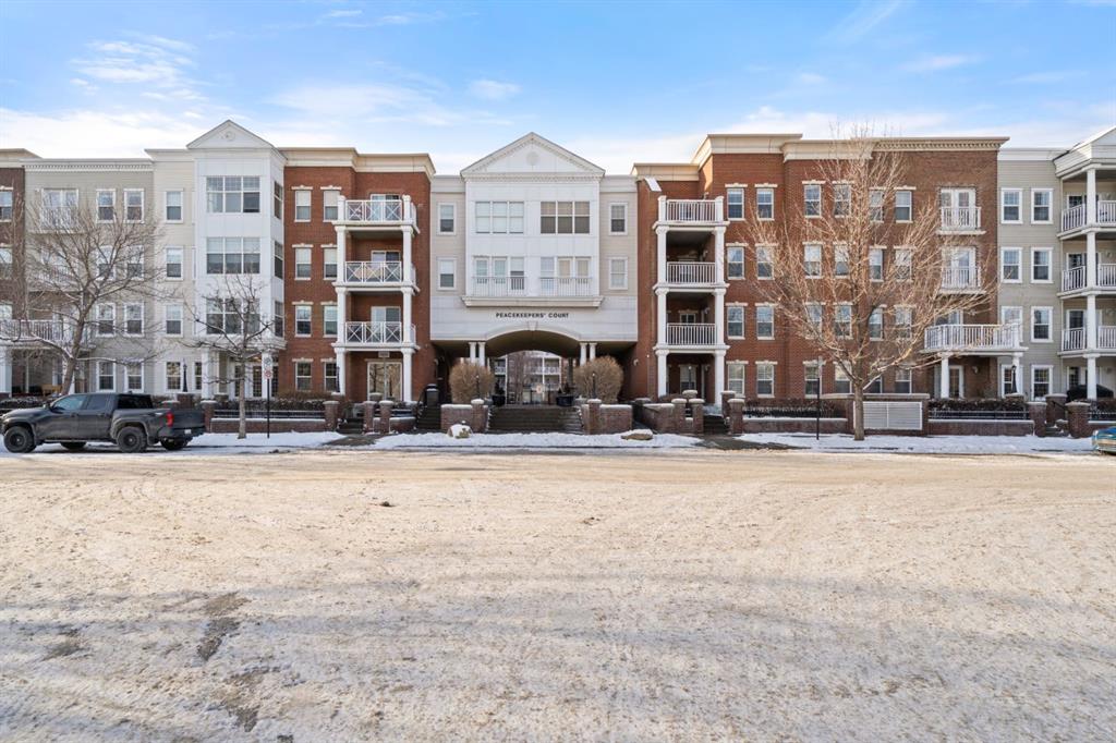 Picture for 2211, 5605 Henwood Street SW