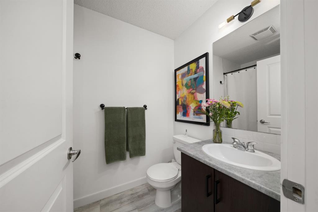 Picture for 2211, 5605 Henwood Street SW