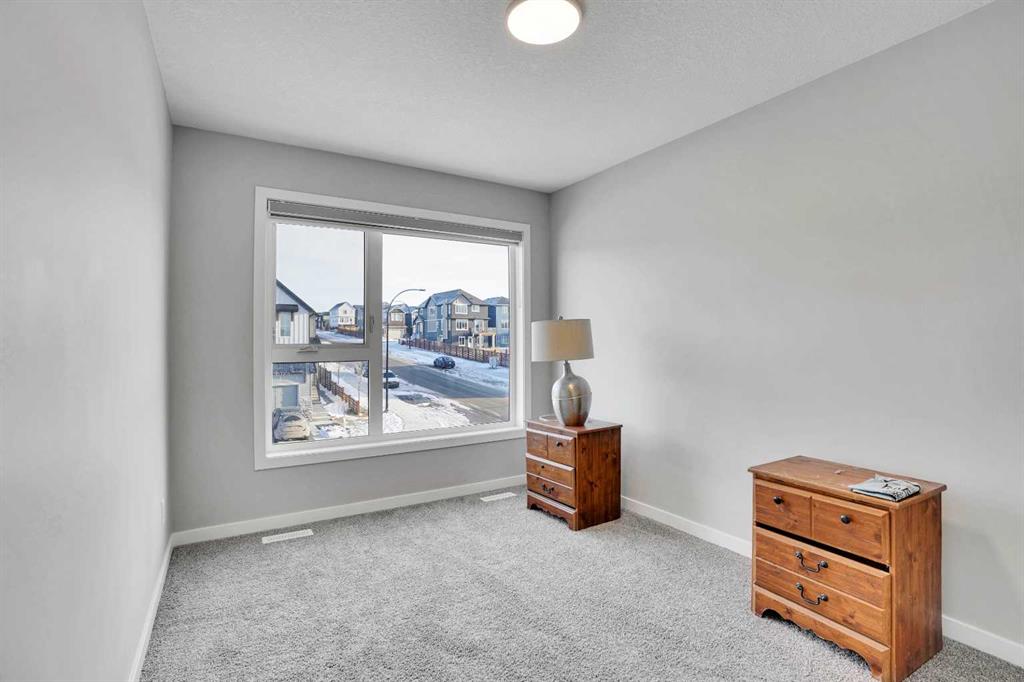 Picture for 210 Lucas Close NW