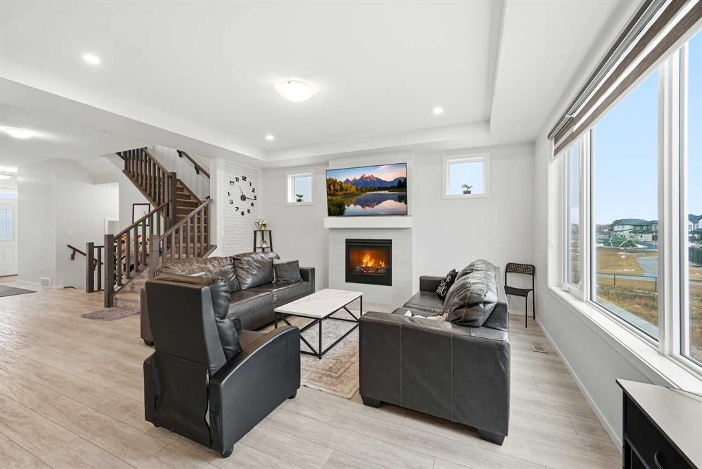 Picture for 717 Windrow Manor SW