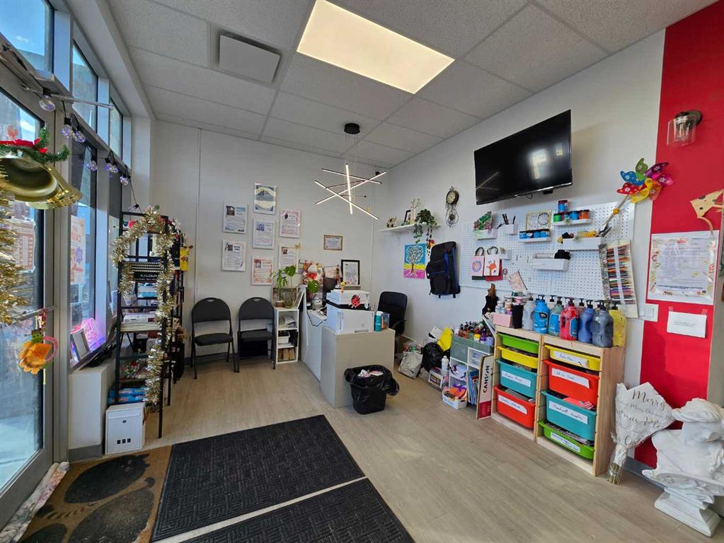 Picture for 2130, 2 Royal Vista Link NW