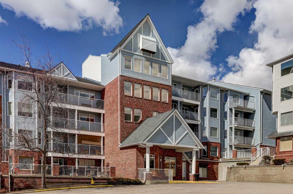 Picture for 309, 3309 Hawksbrow Point NW