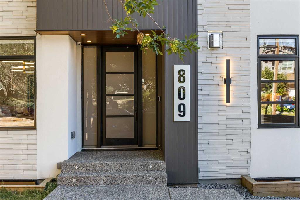 Picture for 809 Drury Avenue NE