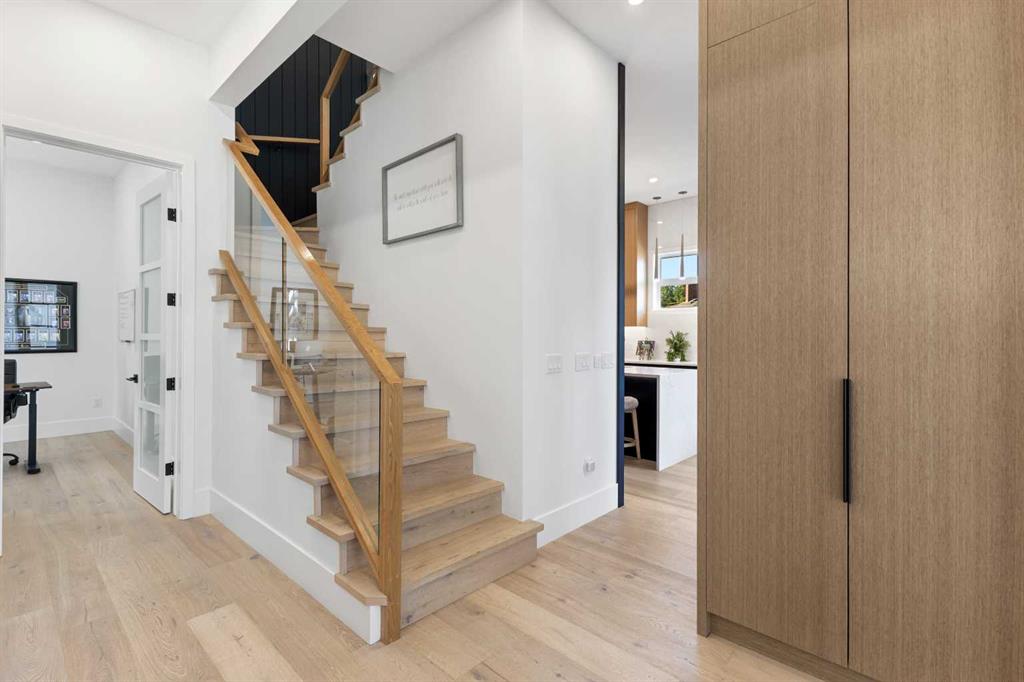 Picture for 809 Drury Avenue NE