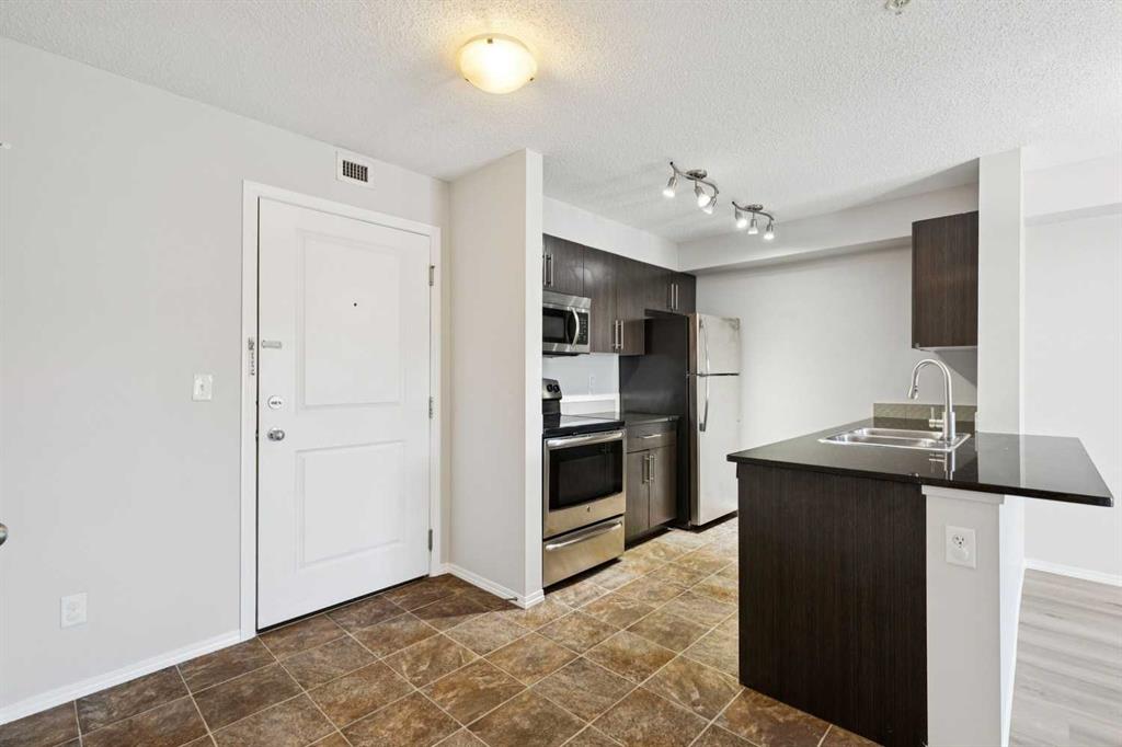 Picture for 8304, 403 Mackenzie Way SW