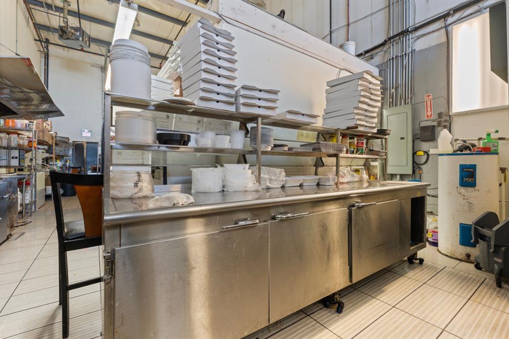 Picture for 2903 Kingsview Boulevard SE