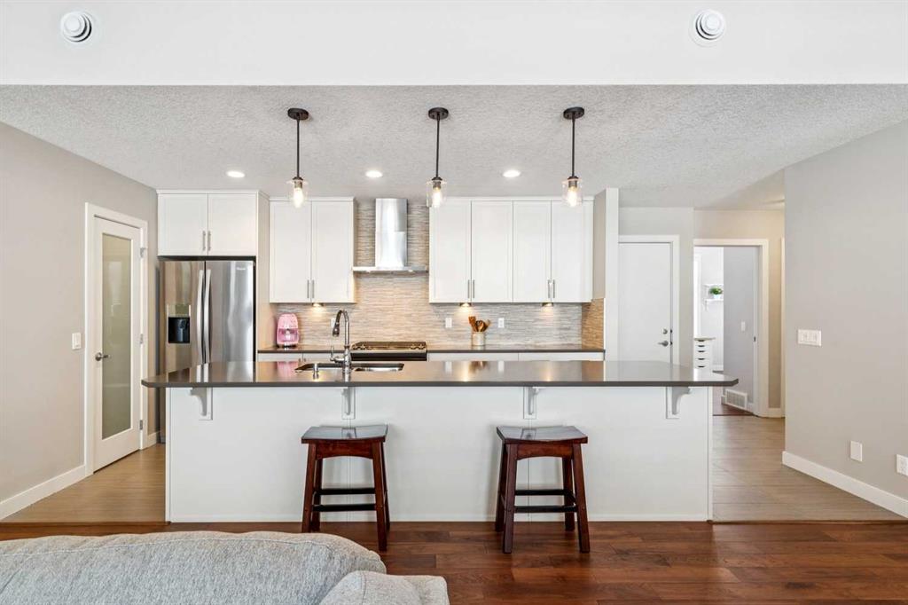 Picture for 252 Silverado Plains Park SW