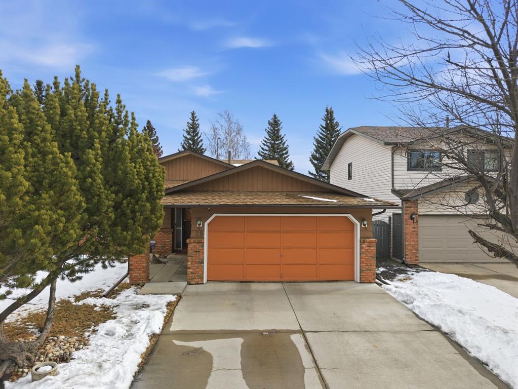 Picture for 28 Woodstock Way SW