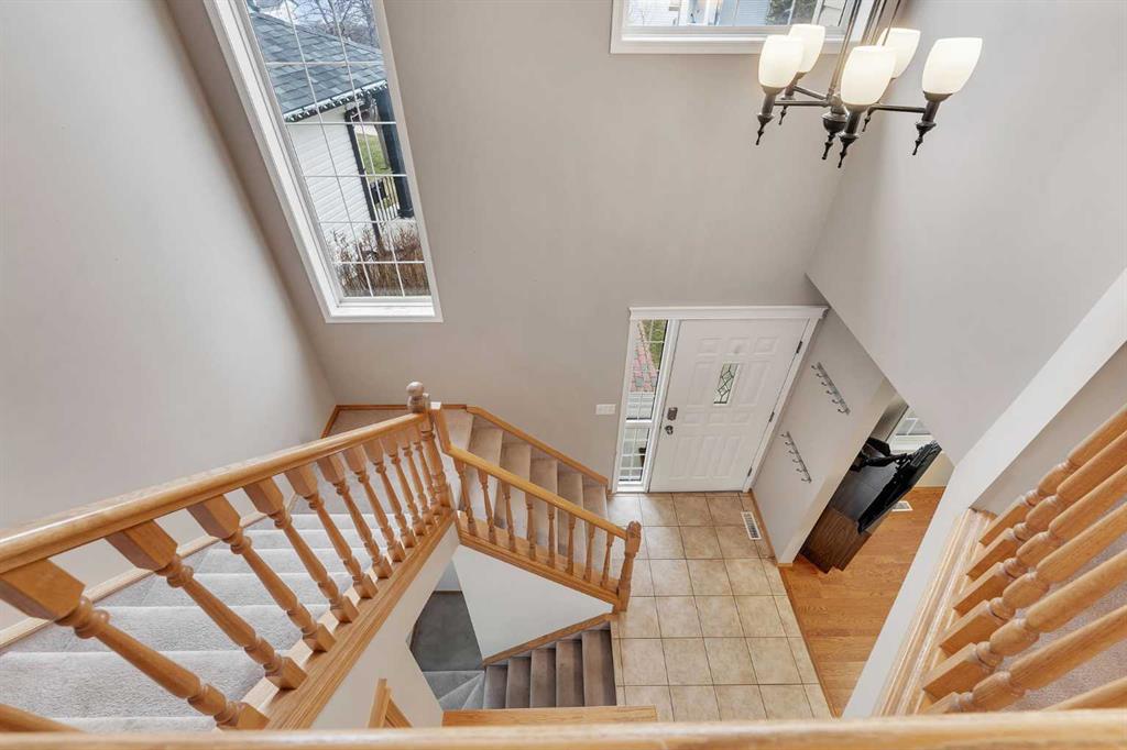 Picture for 52 Covewood Green NE