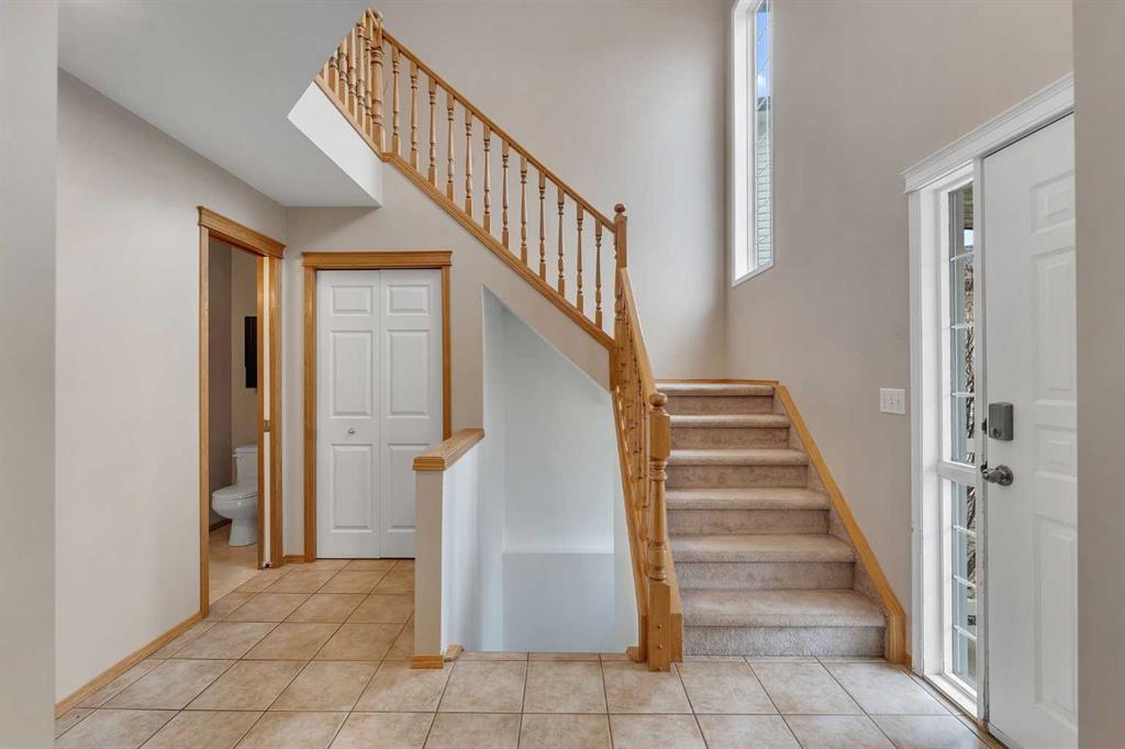 Picture for 52 Covewood Green NE