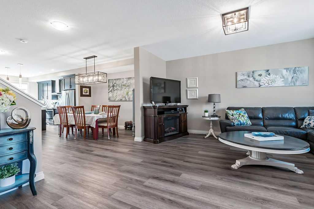 Picture for 91 Wolf Hollow Park SE