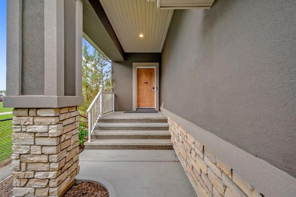 Picture for 233 Cranarch Common SE