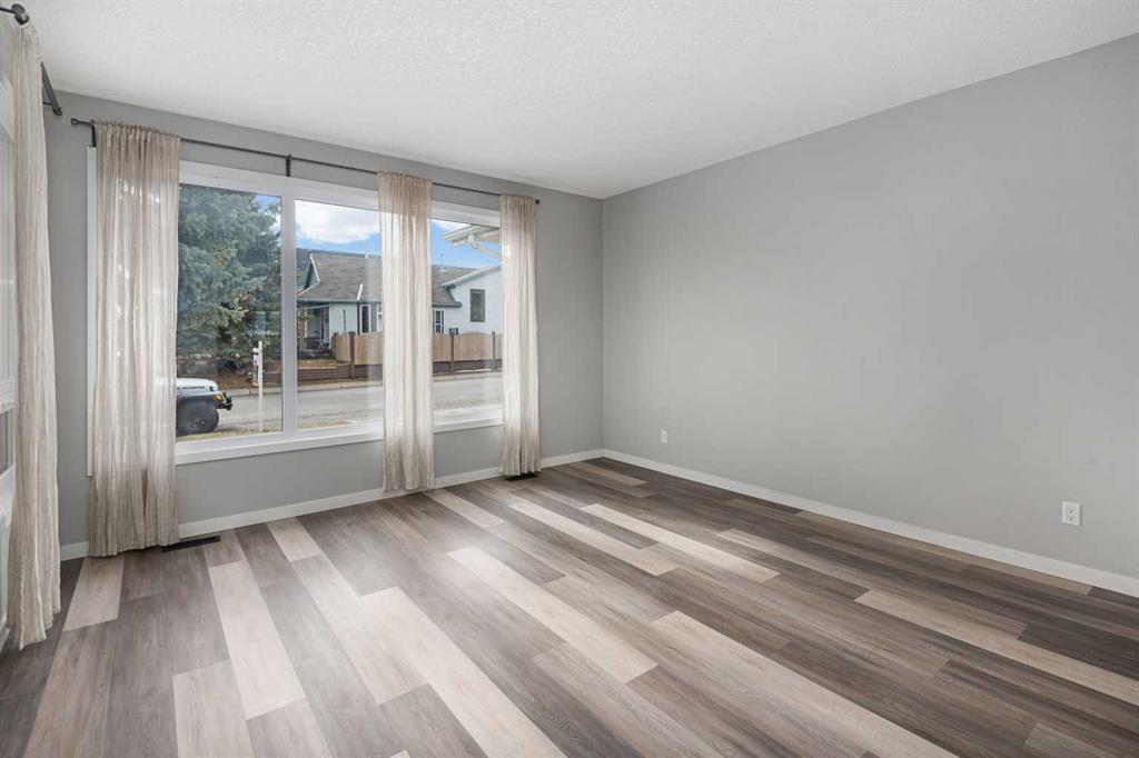 Picture for 51 Woodmont Road SW