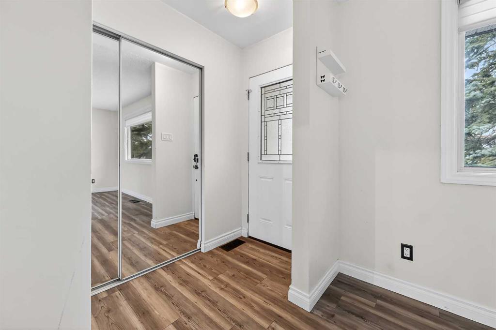 Picture for 81 Westminster Drive SW