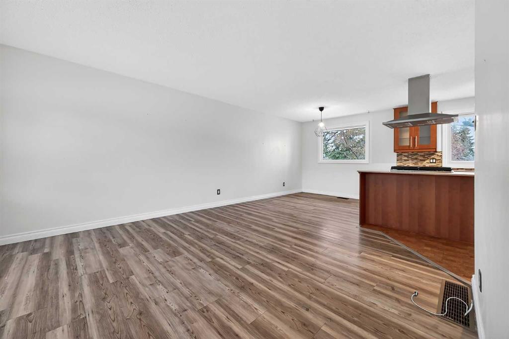 Picture for 81 Westminster Drive SW