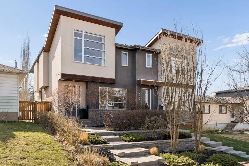 Picture for 2825 35 Street SW