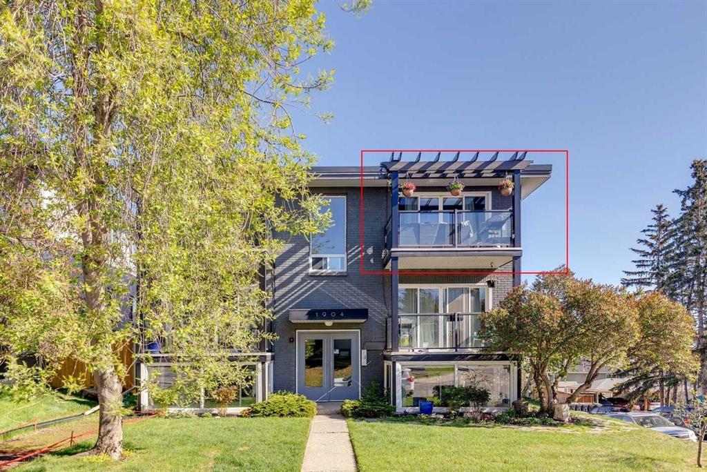 Picture for 302, 1904 28 Avenue SW