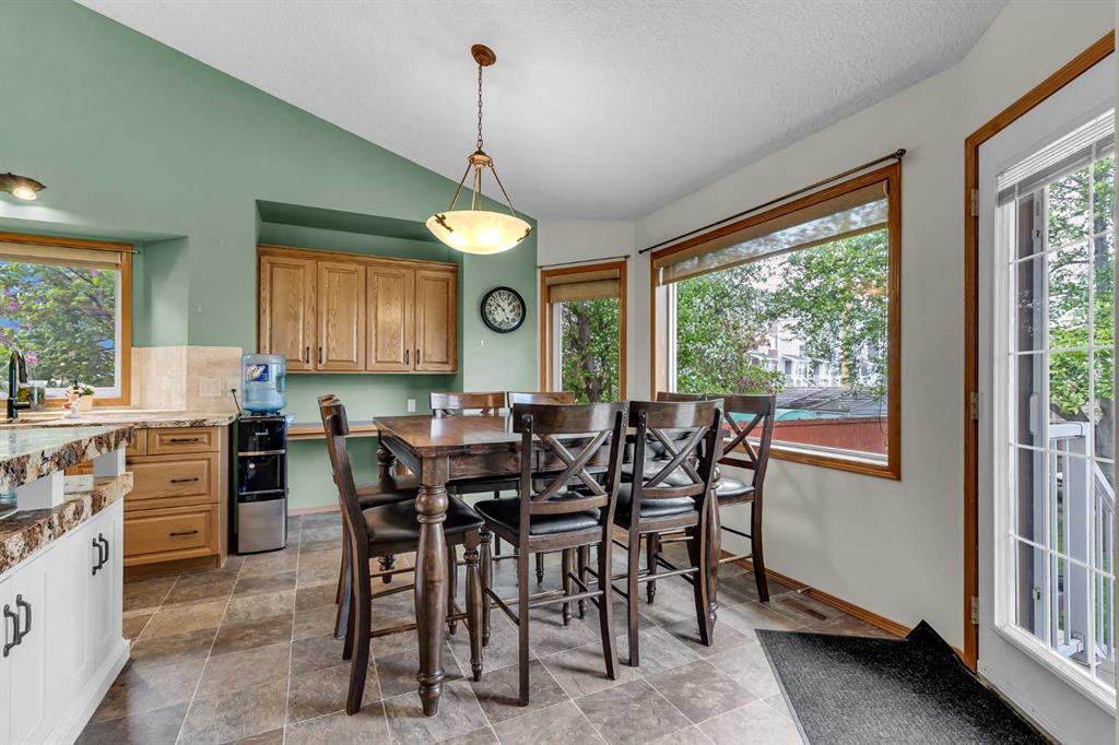 Picture for 19 Madison Court 