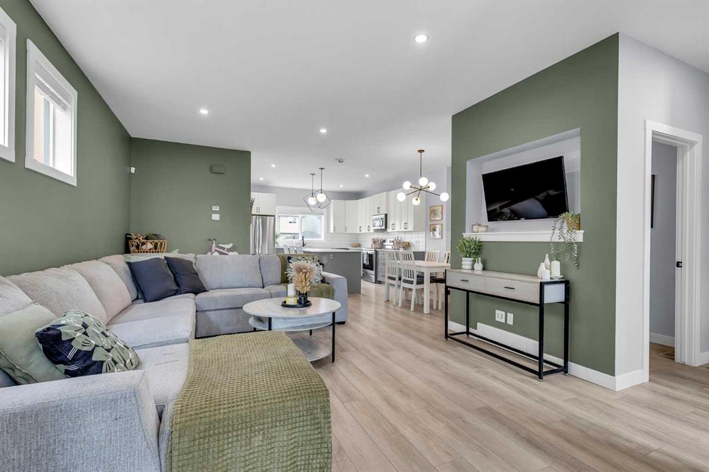 Picture for 228 Hillcrest Road SW