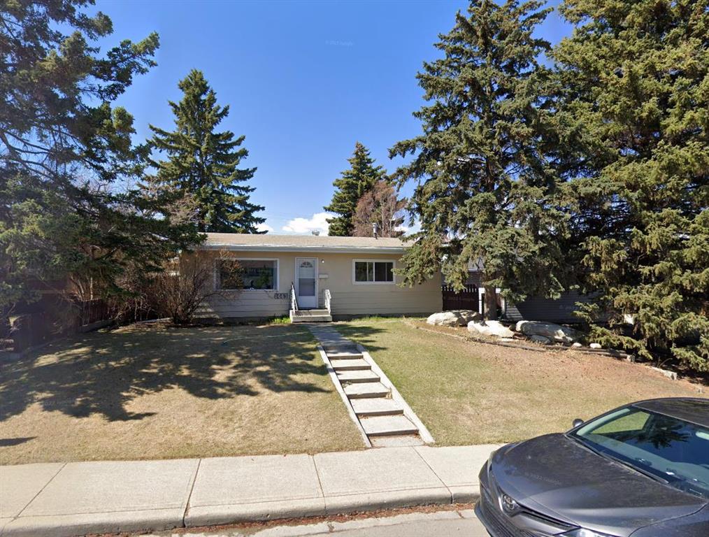 Picture for 1443 44 Street SW