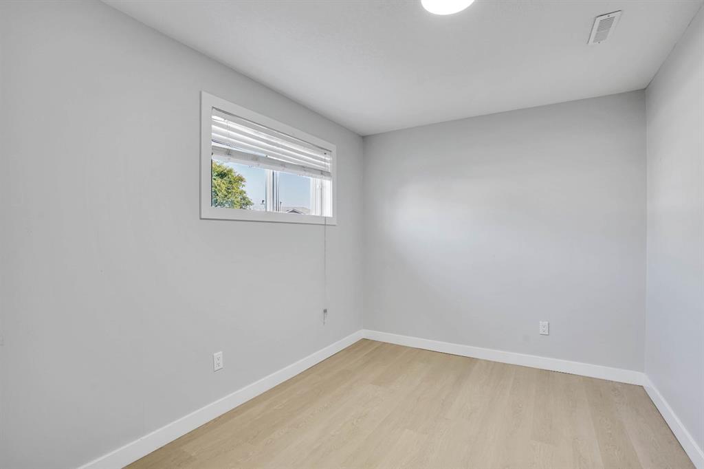 Picture for 39 Ventura Road NE Picture for 39 Ventura Road NE