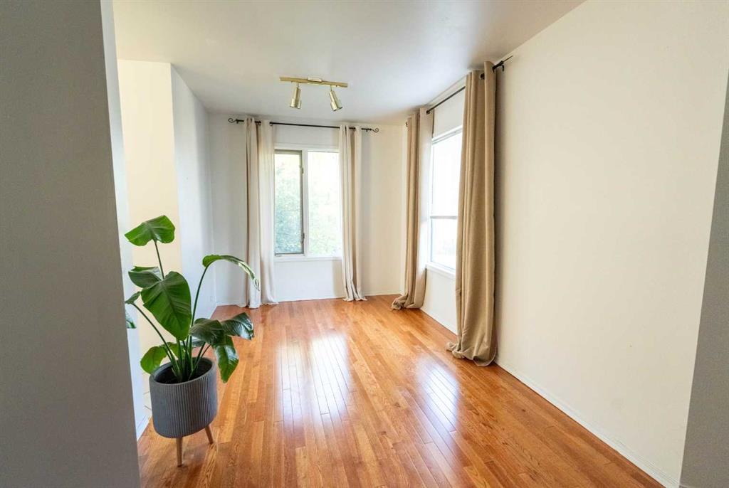 Picture for 33 Sundown Close SE