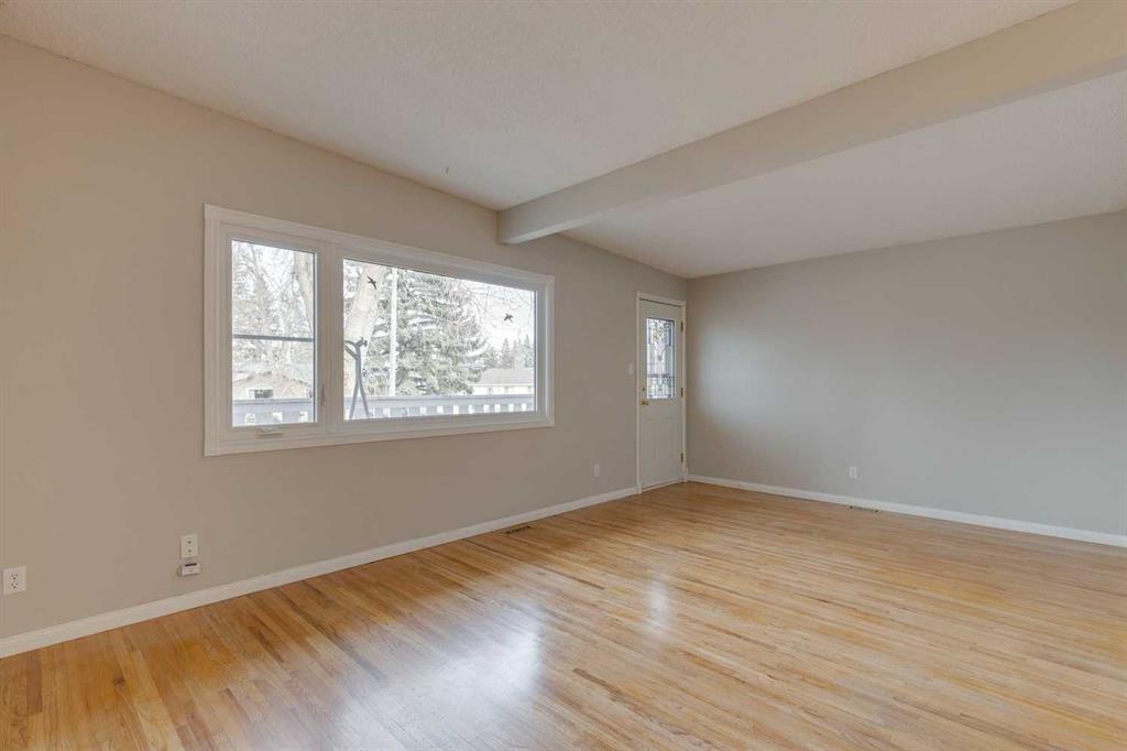 Picture for 7329 35 Avenue NW