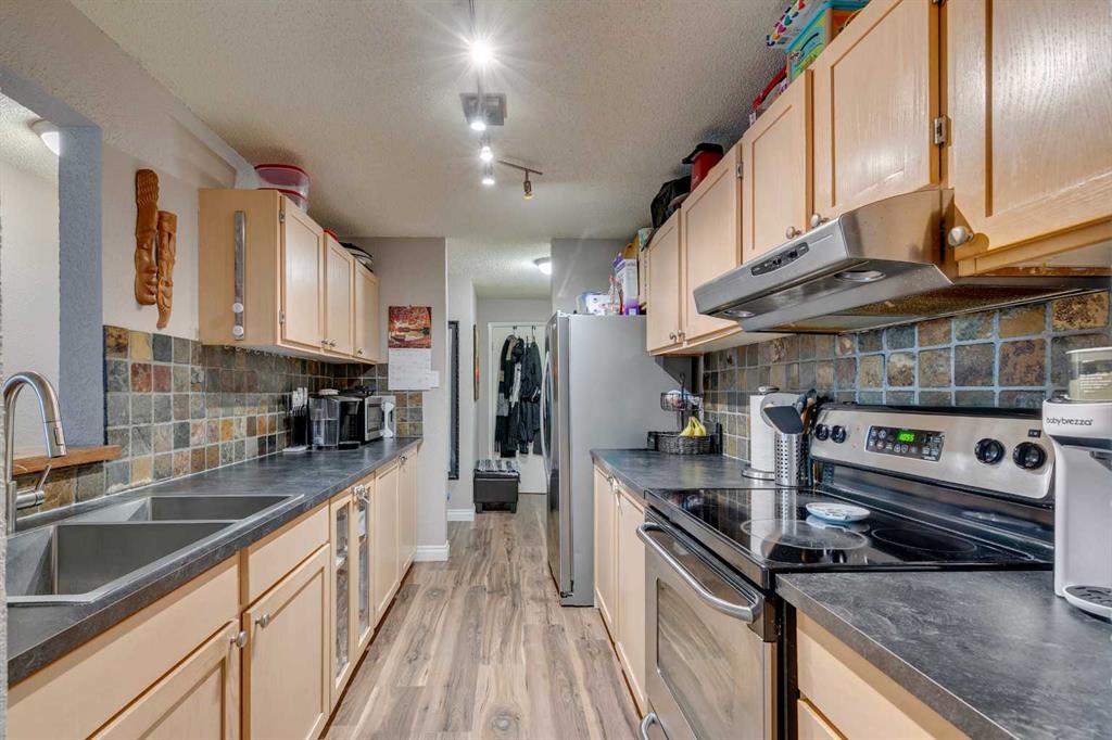 Picture for 403, 220 13 Avenue SW