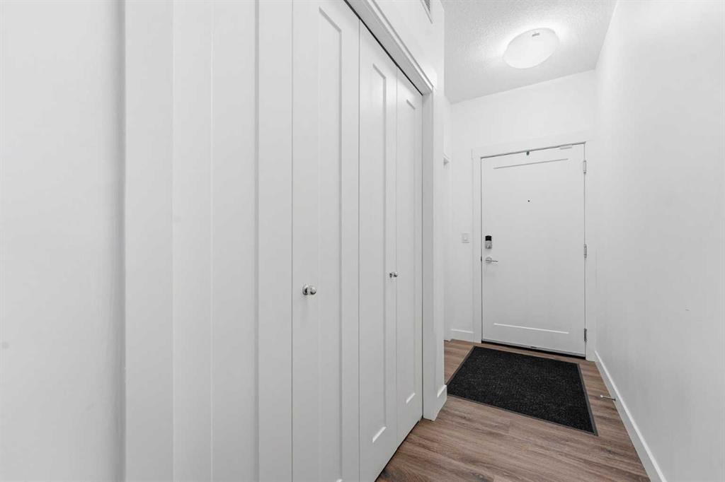 Picture for 206, 300 Auburn Meadows Common SE