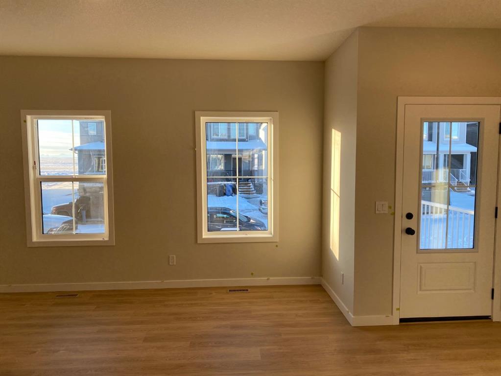 Picture for 341 Ellen Park 