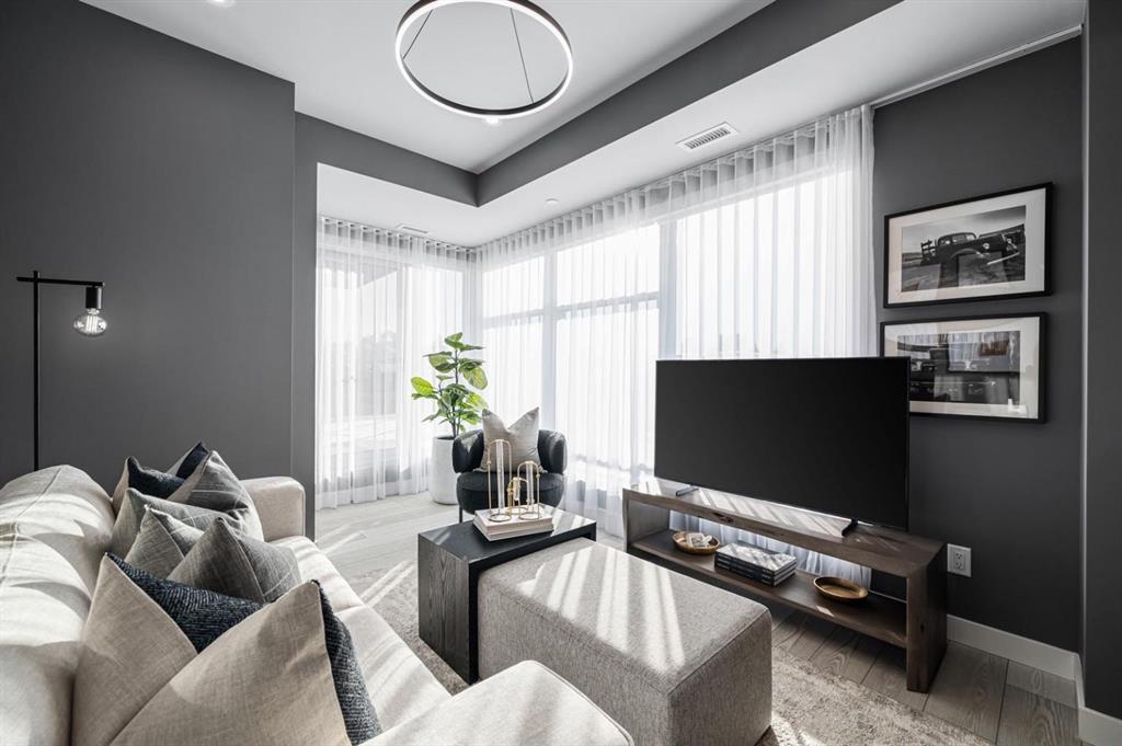 Picture for 302, 110 18A Street NW