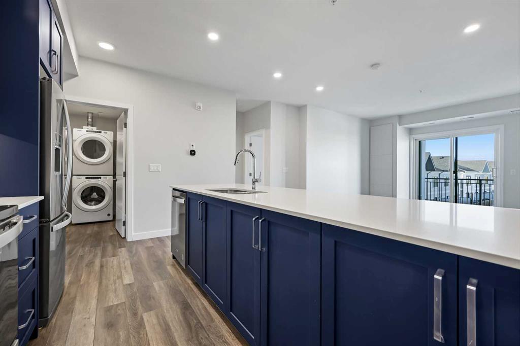 Picture for 303, 255 Les Jardins Park SE