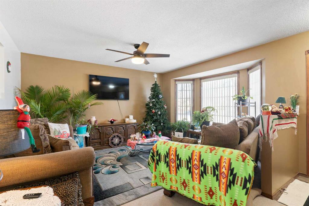 Picture for 18 Greenview Crescent 